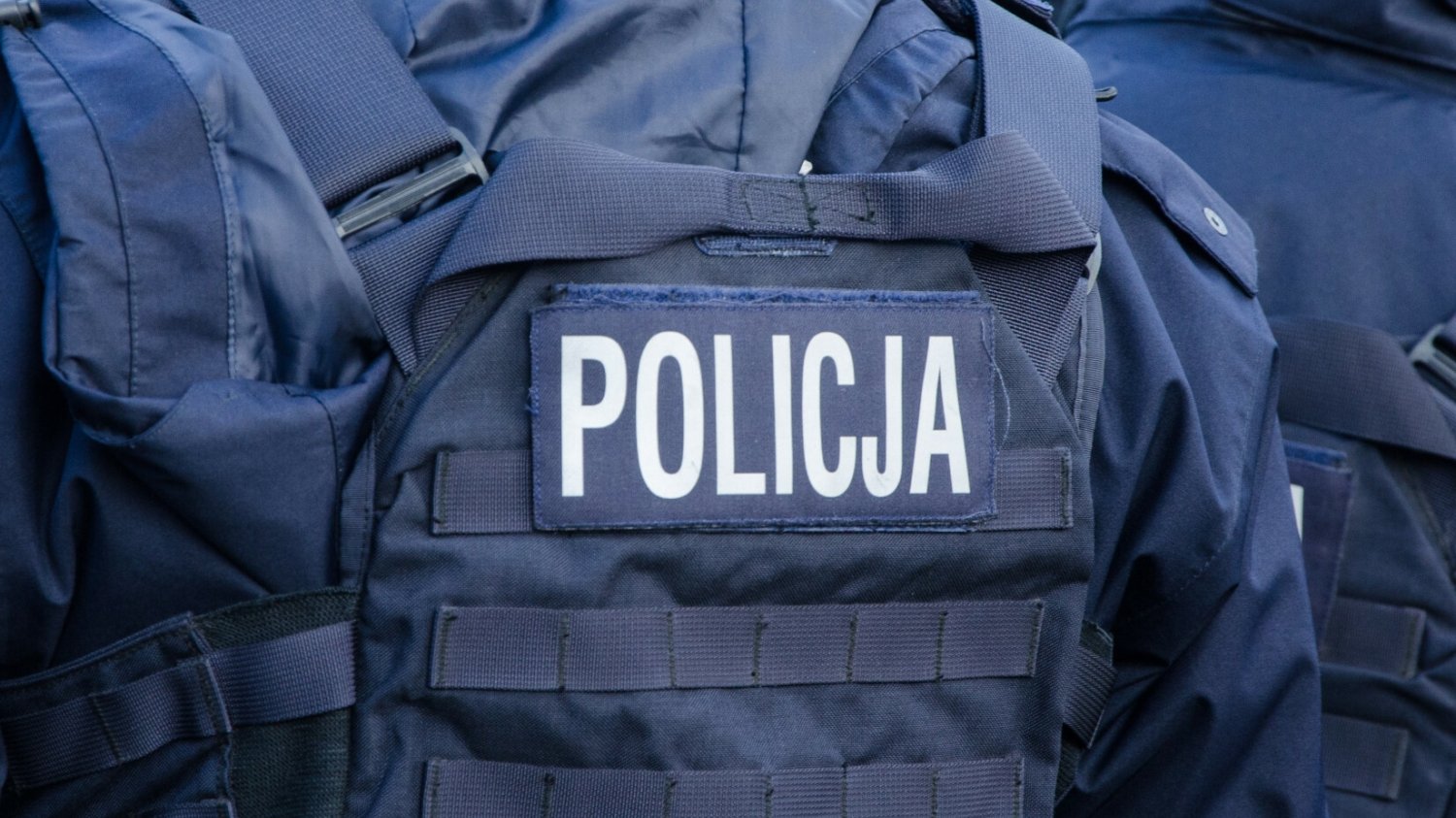 Policjanci ukradli z nasypu koks o wartości około 300 złotych.