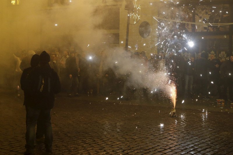 Nie sprawdzaj dlaczego petarda nie wybuchła - to może skończyć się tragicznie.