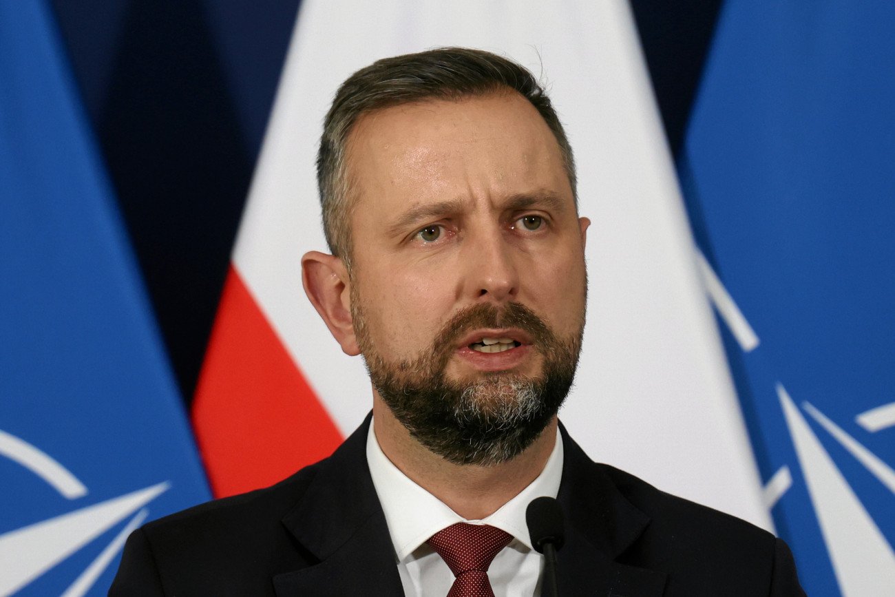 Szef MON po wypadku w Radomiu: Wszystkie procedury zostały uruchomione