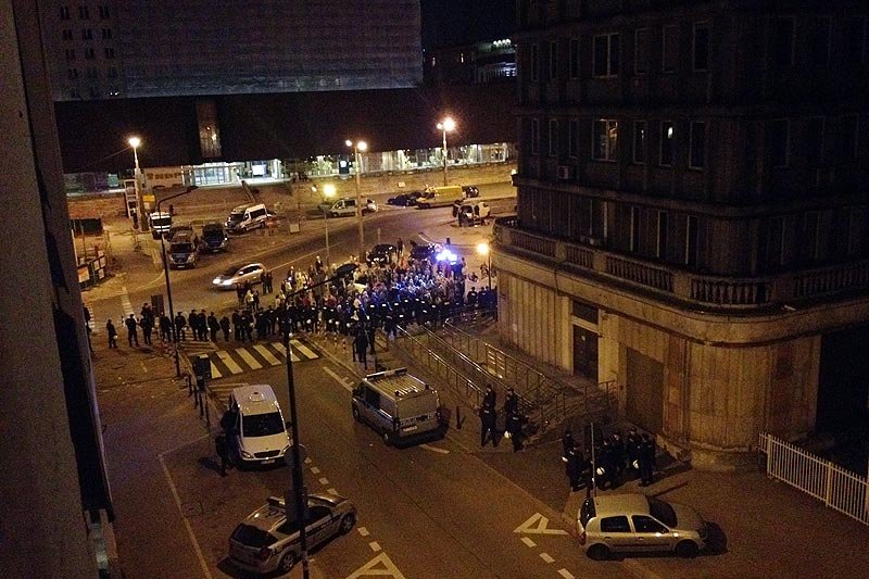 Ewa Stankiewicz i Solidarni 2010 protestują pod siedzibą TVP