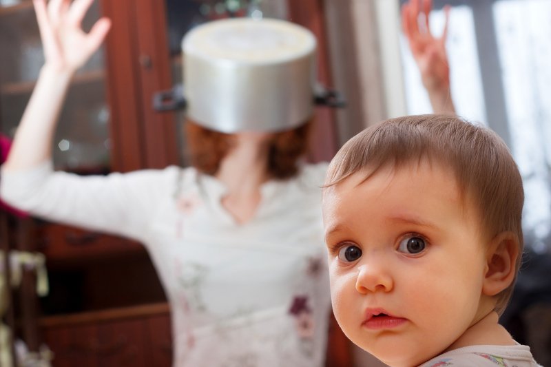 [url=http://shutr.bz/1gUV2hA]"Mikrob"[/url] i "bachor" zamiast "kruszynki" i "dzieciaczka". Młode matki bez lukru