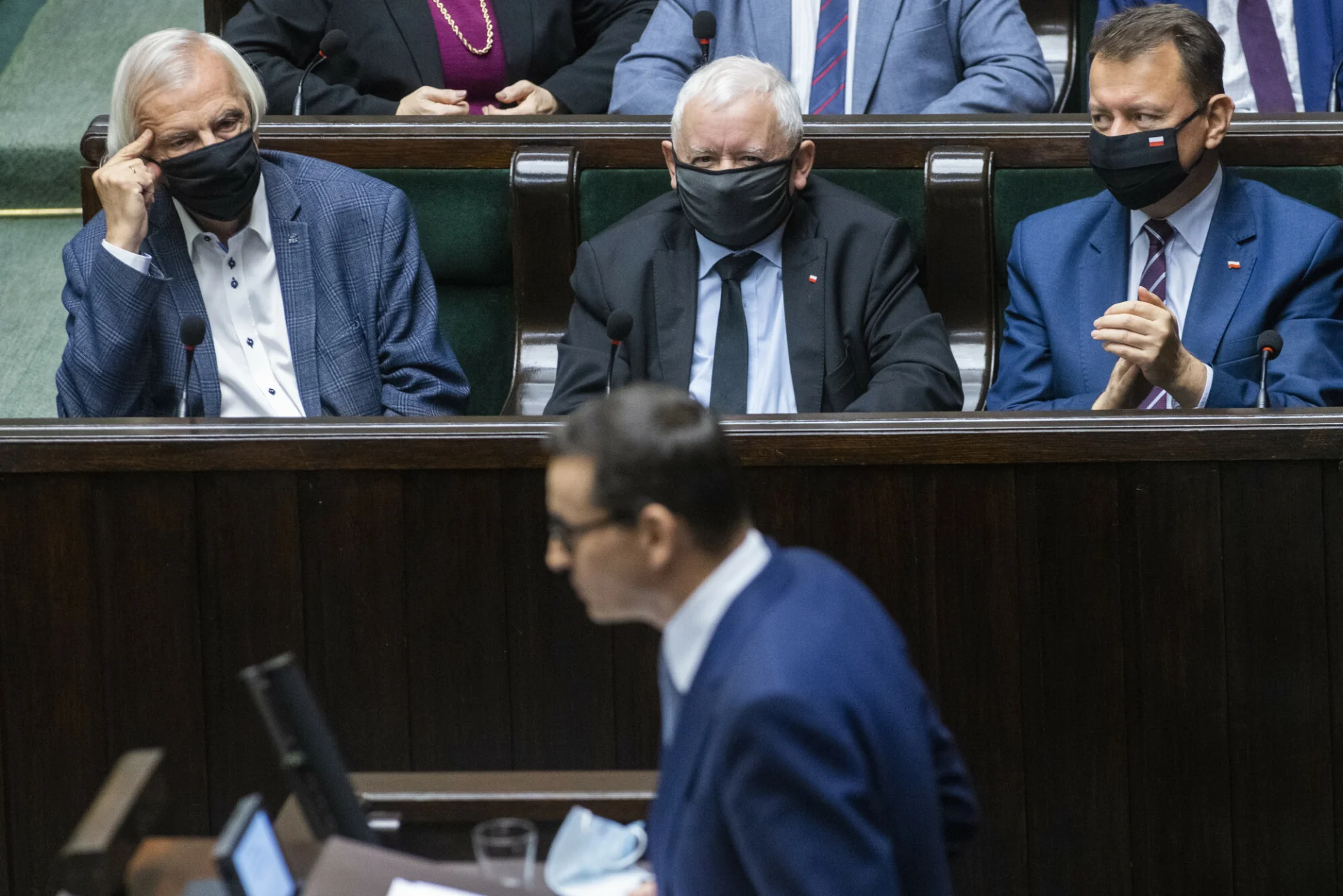 Jarosław Kaczyński pozbawia Mateusza Morawieckiego wpływów w bankach.
