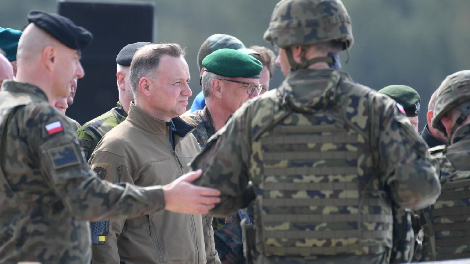 Duda z wystąpieniem o rakiecie, balonie szpiegowskim i działaniu wojska