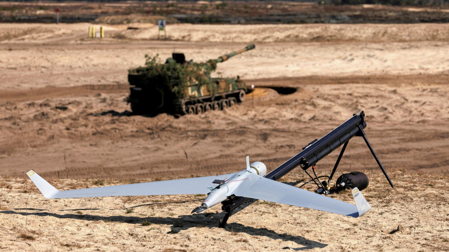 Wojna dronów. Niemiecka armia chce nadrobić zaległości. Zdjęcie ulustracyjne: dron wojskowy Orbiter w Ośrodku Szkolenia Poligonowego Wojsk Lądowych, Nowa Dęba