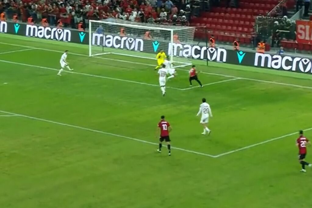 Tak padła druga bramka dla Albanii.