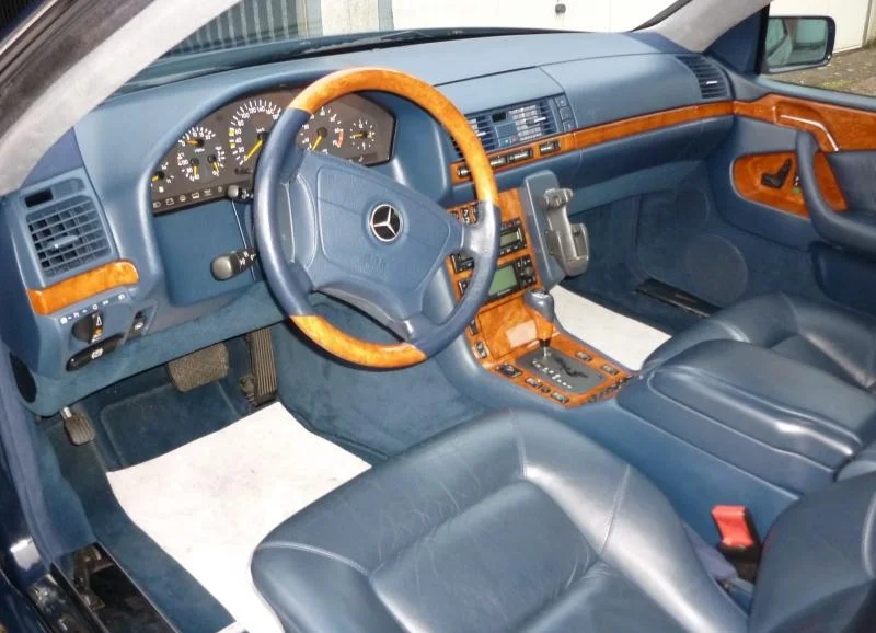 Mercedes W140 - niebieskie wnętrze