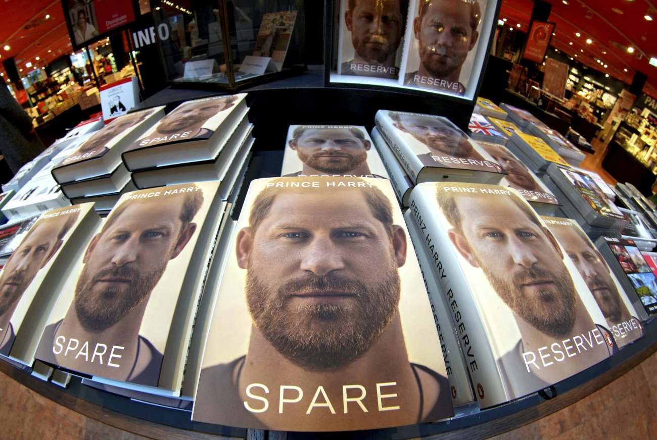 Książka "Ten drugi" księcia Harry'ego szybciej pojawi się na polskim rynku.