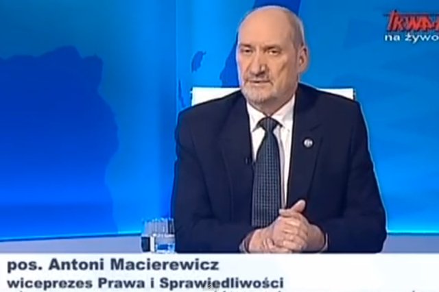 Antoni Macierewicz uważa, że w zaistniałej sytuacji opozycja nie może zdobyć władzy w legalny sposób