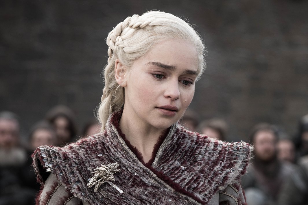 Emilia Clarke wcieliła się w jedną z głównych postaci "Gry o tron" - Daenerys Targaryen