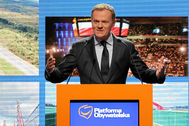 Zdaniem Jacka Żakowskiego, Donald Tusk to "typowy polityczny olbrzym", który w PO jeszcze nie doczekał się równie wielkiego następcy.