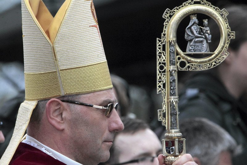 Prymas Polski Wojciech Polak jest coraz uważniej słuchany nie tylko przez wiernych