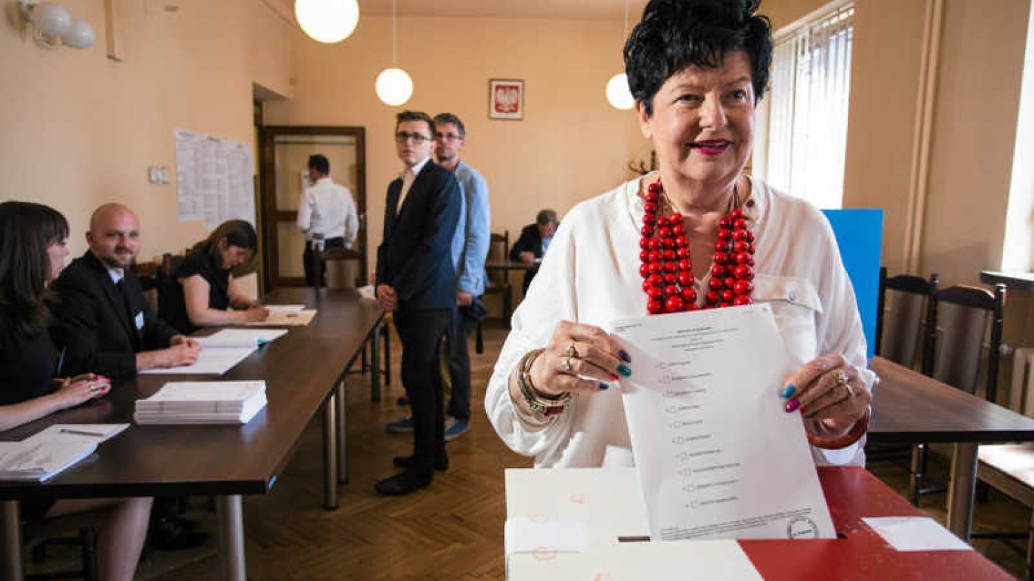 Joanna Senyszyn przekonuje, że Hanna Gronkiewicz-Waltz nie zwolni prof. Chazana, bo tak mówi jej Duch Święty.