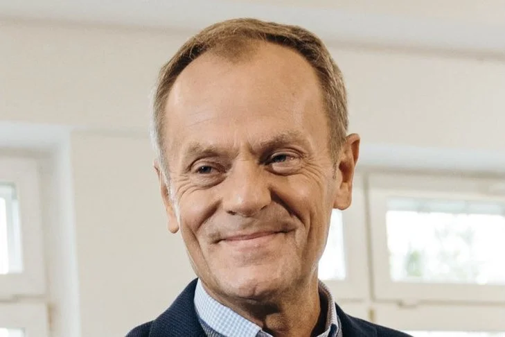 Donald Tusk wstawił zdjęcie z okazji walentynek.