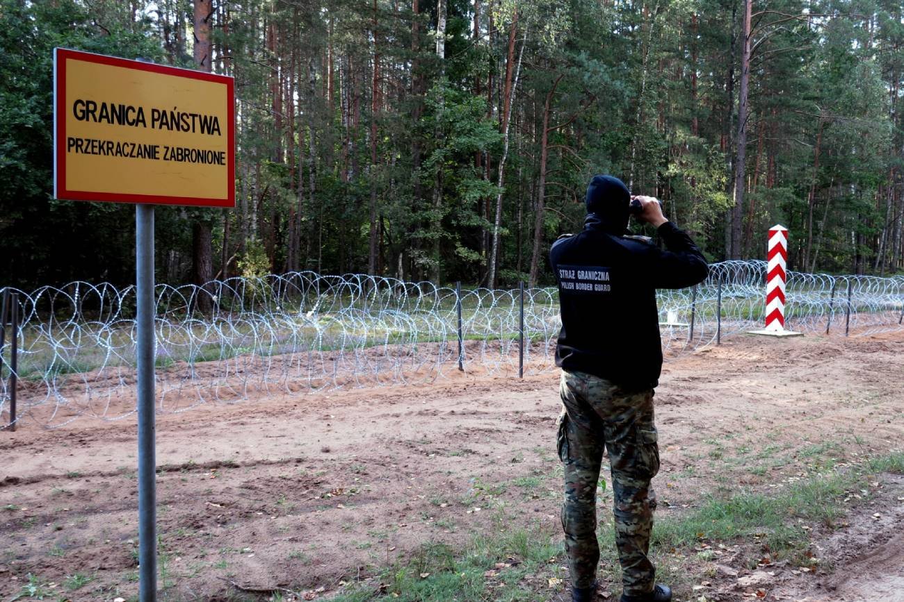 Straż Graniczna opublikowała zdjęcia ujawnione w telefonach migrantów nielegalnie przekraczających granicę