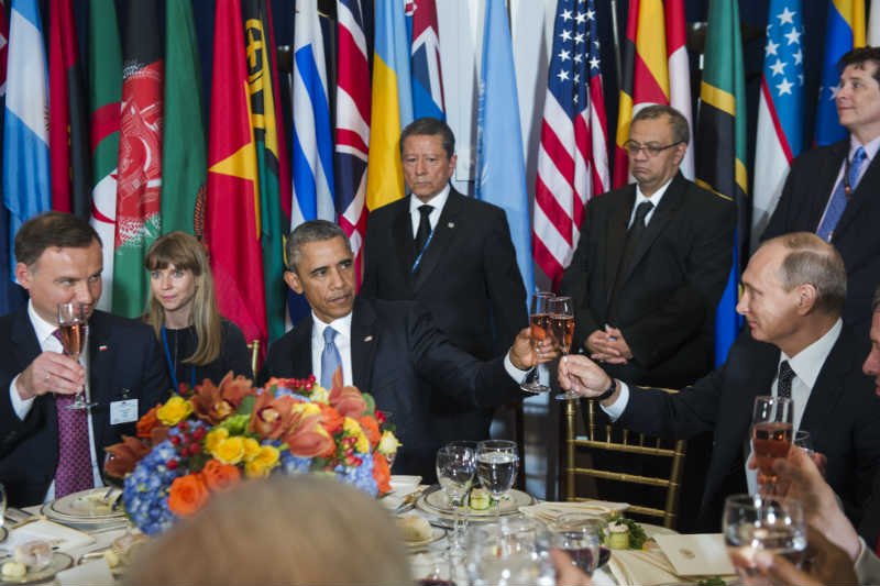 Andrzej Duda siedział przy stole z Barackiem Obamą i Władimirem Putinem.