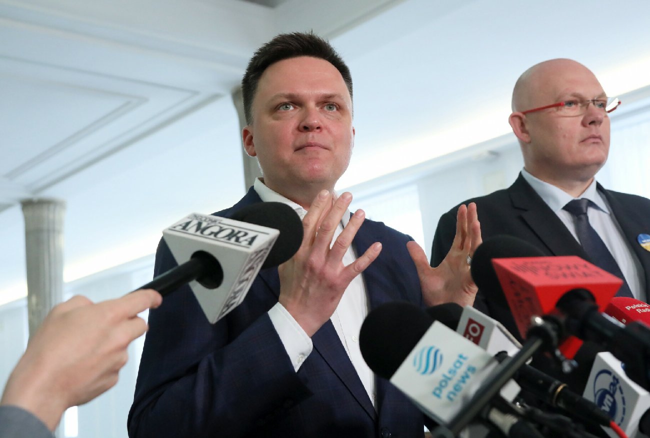 Sondaż potwierdza problemy Szymona Hołowni. Zastąpiła go Lewica