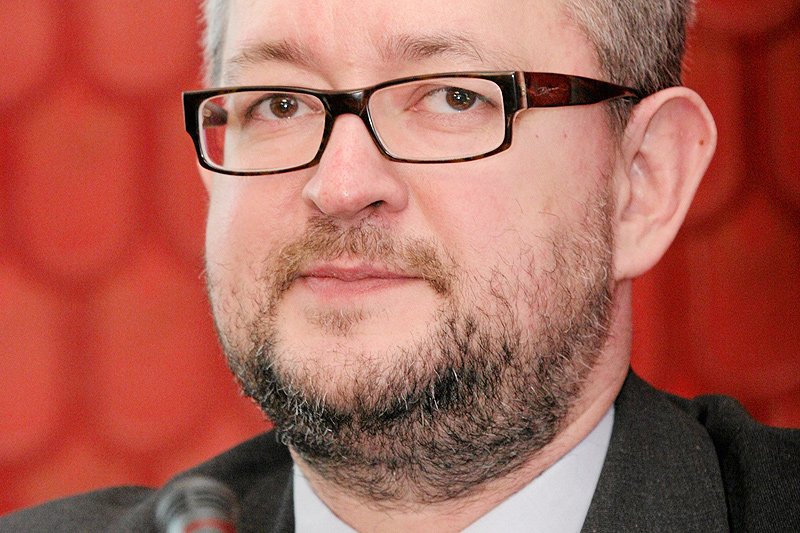 Rafał Ziemkiewicz w charakterystyczny dla siebie, niewybredny sposób odpowiada na głośny felieton Doroty Wellman.