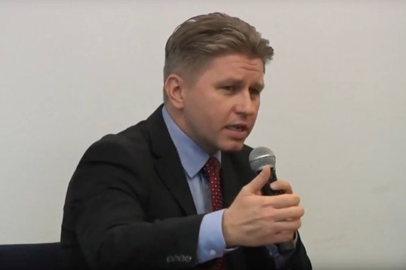 Prof. Marcin Matczak w rozmowie z naTemat potwierdza: istnieje nieformalny zespół prawników, który bada, jak będzie można przywrócić właściwy stan prawny.