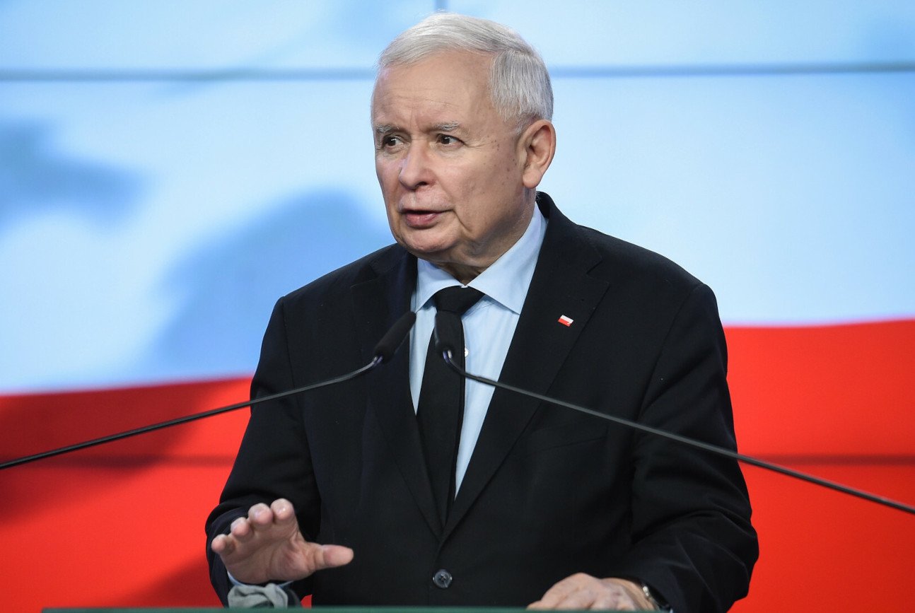 Kaczyński ma być wściekły na Glapińskiego. Prezes ma poważne obawy.