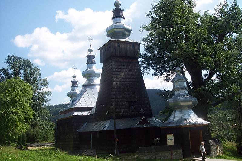 Cerkiew przystosowana do odprawiania mszy we wsi Berest niedaleko Krynicy Zdroju