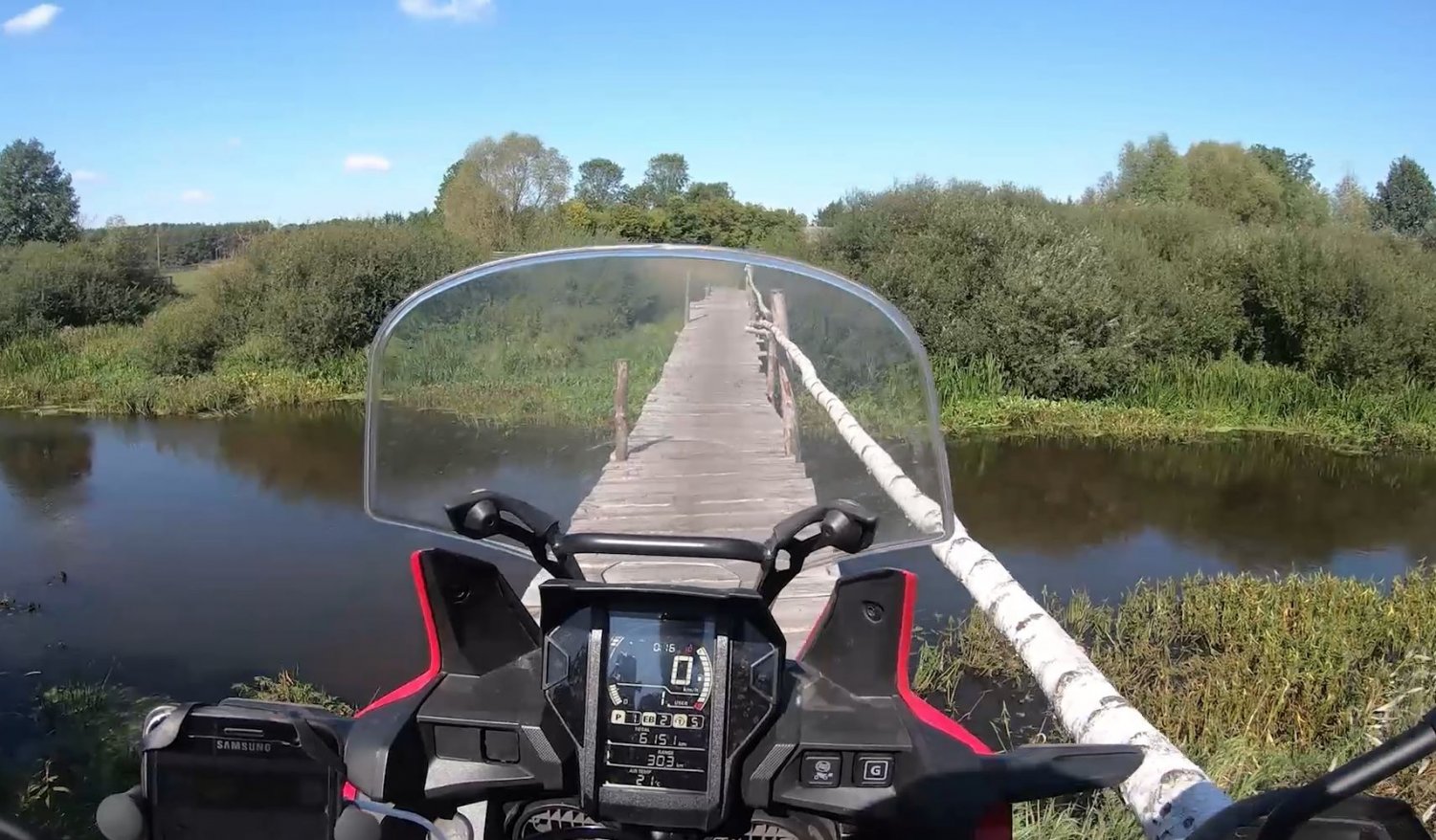 Adventure motocykl