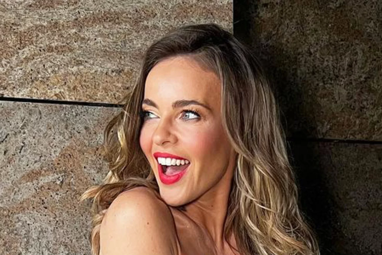 Edyta Herbuś pozuje w bikini. Pochwaliła się zgrabną sylwetką i opalenizną