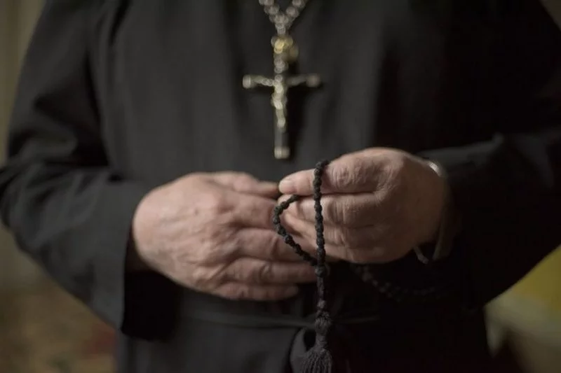 Ksiądz Arkadiusz Hajdasz jest jedną z głównych postaci w filmie braci Sekielskich "Zabawa w chowanego", który jest kontynuacją popularnego dokumentu "Tylko nie mów nikomu" o pedofilii w kościele rzymskokatolickim.