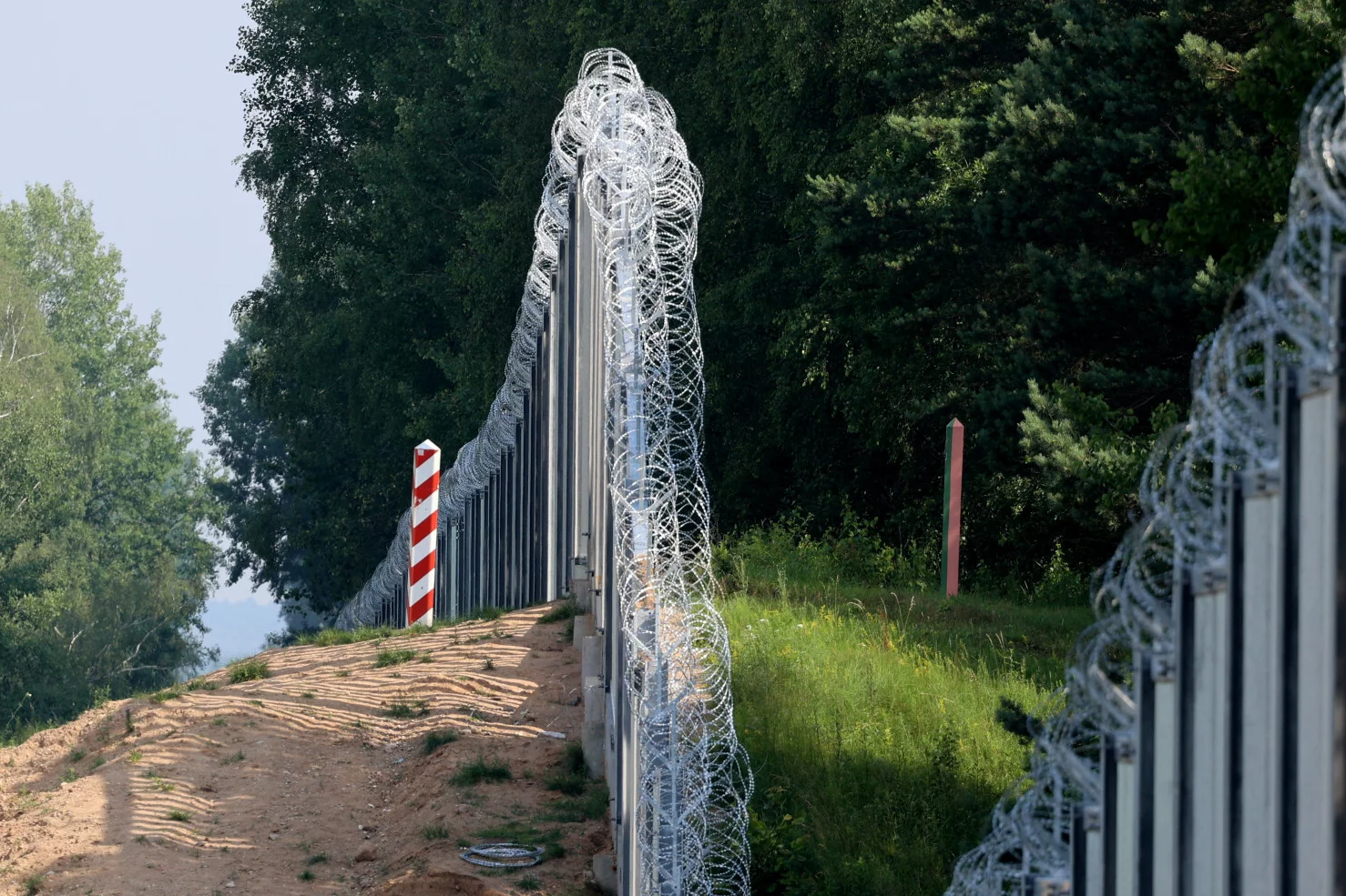 Migranci nadal przekraczają granicę Polski i Białorusi.