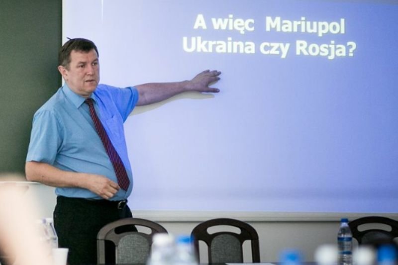 Andrzej Iwaszko jest prezesem Polsko-Ukraińskiego Stowarzyszenia Kulturalnego w Mariupolu.