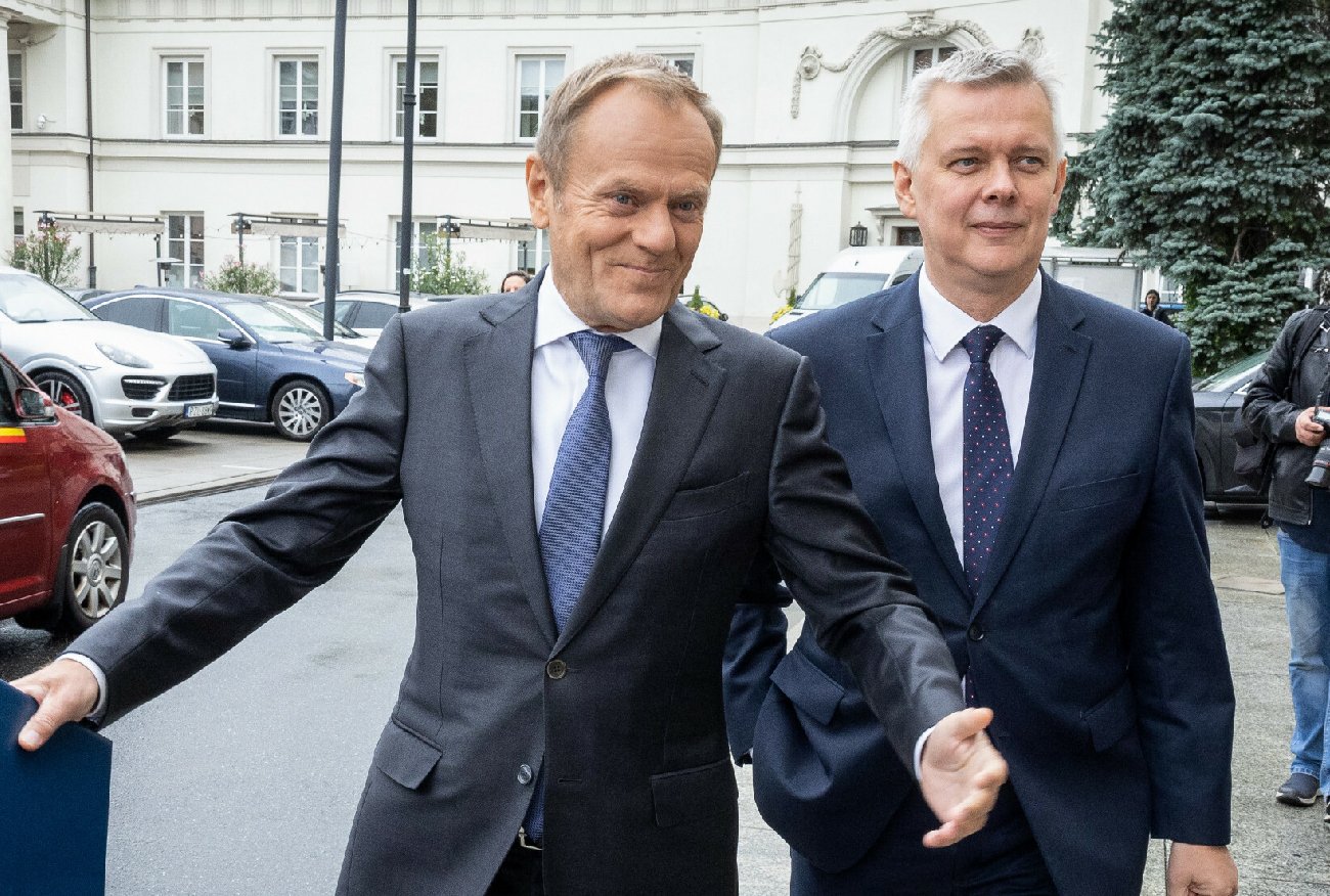 Tomasz Siemioniak zdradza 5 pierwszych decyzji Donalda Tuska i Koalicji Obywatelskiej po wyborach.