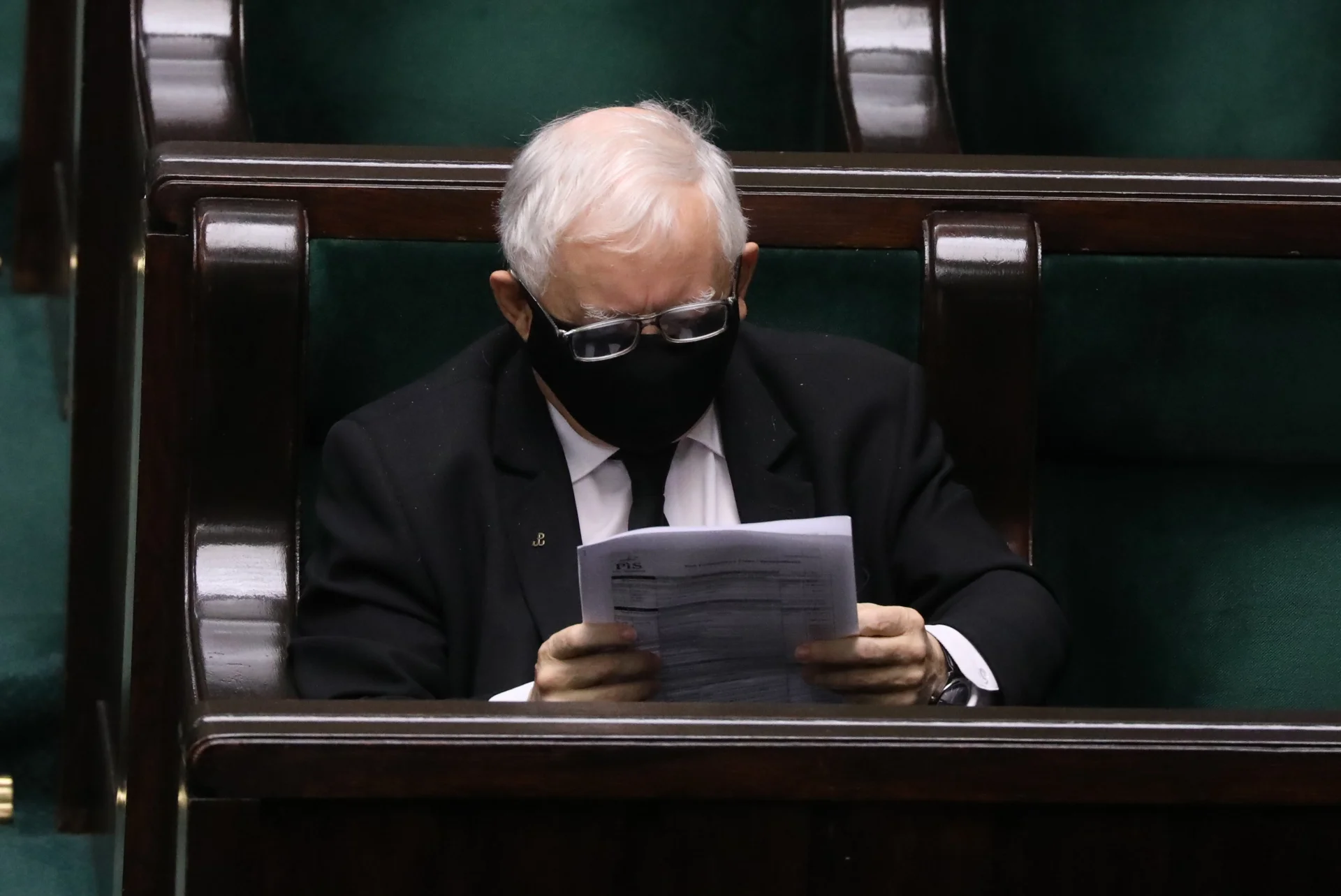 Wicepremier i prezes PiS Jarosław Kaczyński napisał list do uczestników VI Nadzwyczajnego Zjazdu Klubów "Gazety Polskiej". Wicepremier i prezes PiS Jarosław Kaczyński napisał list do uczestników VI Nadzwyczajnego Zjazdu Klubów "Gazety Polskiej", w którym dziękuje tym, którzy odpowiedzieli na jego wezwanie do przeciwstawienia się Strajkowi Polek.
