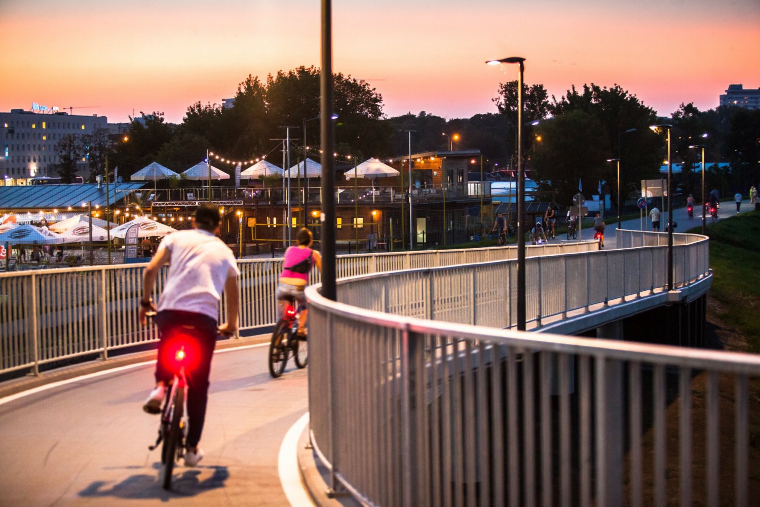 Obowiązkowe wyposażenie roweru w 2023 roku.