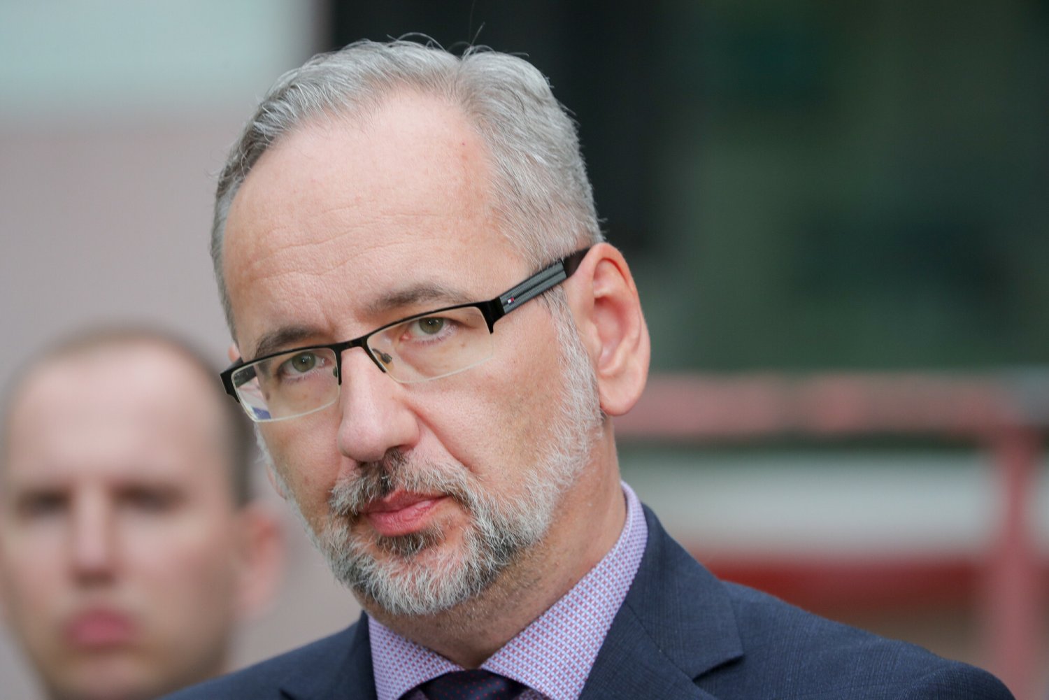 Minister zdrowia mówi, że wiele odnośnie ewentualnych obowiązkowych szczepień zależy od tego, czy pandemia będzie pod kontrolą.