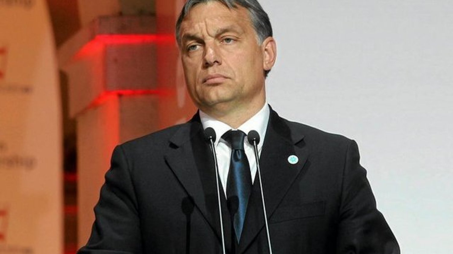 Fidesz chce, by dzieci, polityków i dziennikarzy testować na obecność narkotyków.