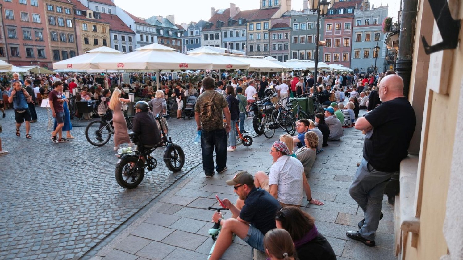 Warszawa będzie pełna turystów za sprawą dziwidła olbrzymiego