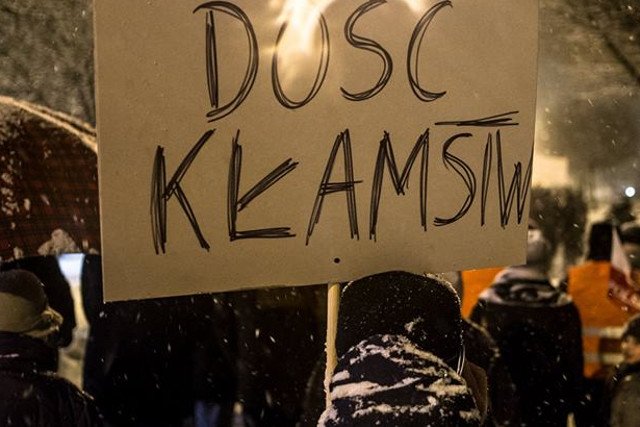 Świdniczanie przeciwko propagandzie TVP.