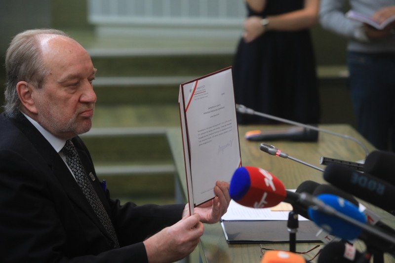 Sędzia Józef Iwulski wytłumaczył "fortel" prezes SN Małgorzaty Gersdorf.