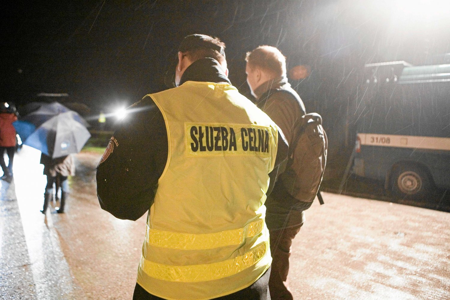 Celnik w akcji kontroli pojazdów, 2010 rok