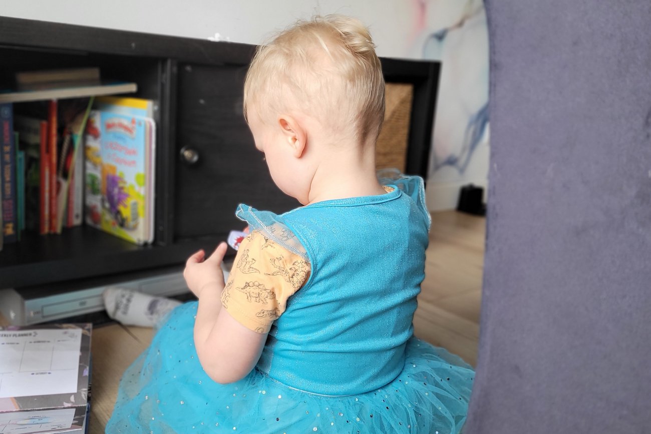 Chłopiec w sukience, spódniczce albo kucykach nie oznacza żadnych zaburzeń. Wyluzujcie!