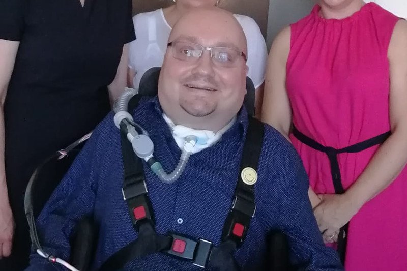 Janusz Świtaj w przeszłości walczył o eutanazję. Dziś pracuje w fundacji Anny Dymnej "Mimo wszystko".