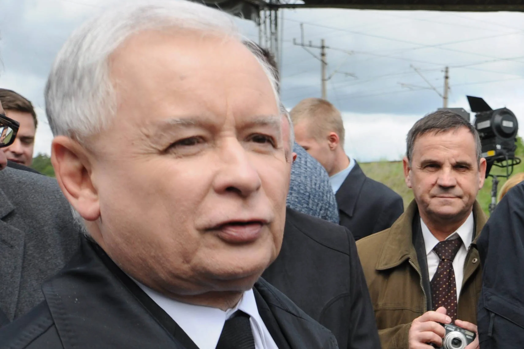 Jarosław Kaczyński uważa, że Donald Tusk prowadzi politykę "na czworakach"