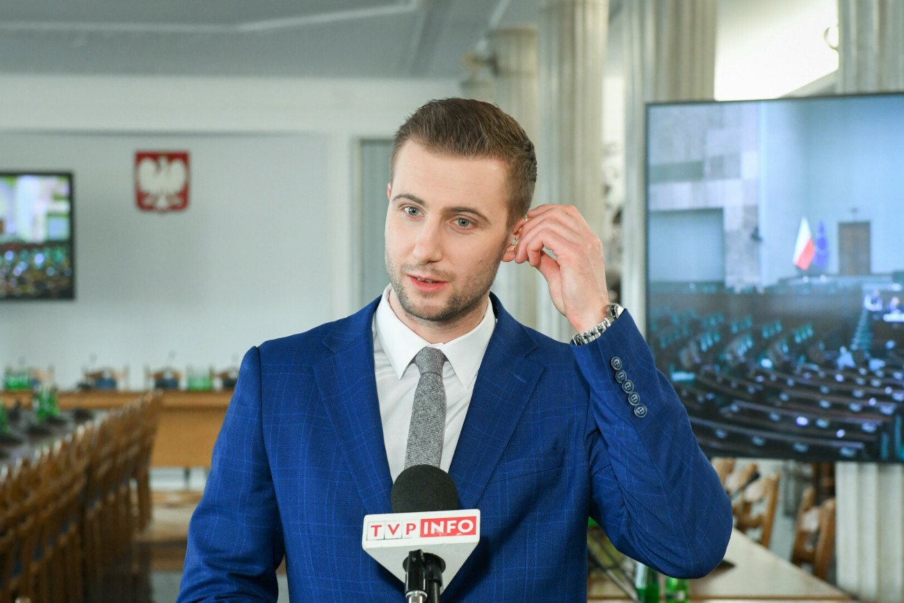 Odpowiedź z Senatu na ustalenia Kłeczka ws. mobbingu Anny Godzwon.