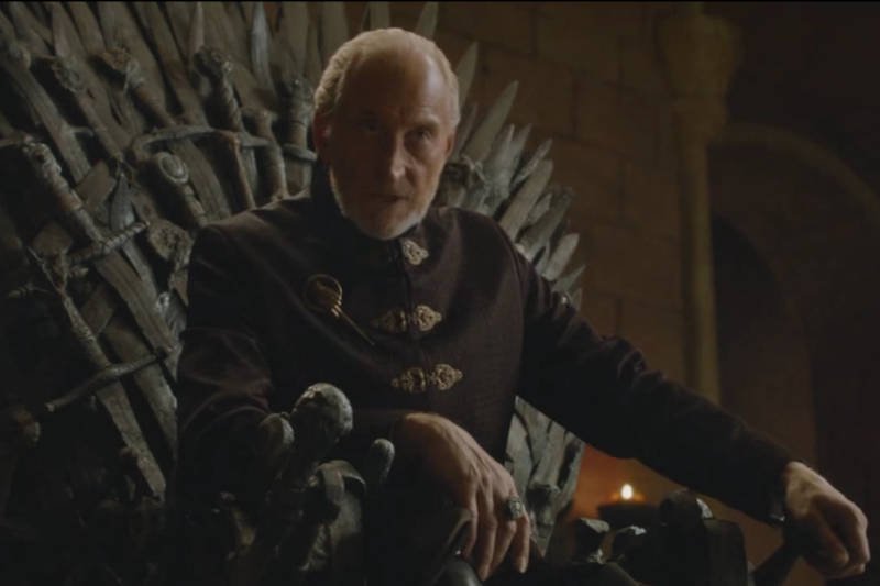 Film "Gra o Tron"? Jak zdradza Charles Dance, odtwórca roli Tywina Lannistera, trwają rozmowy o takiej produkcji