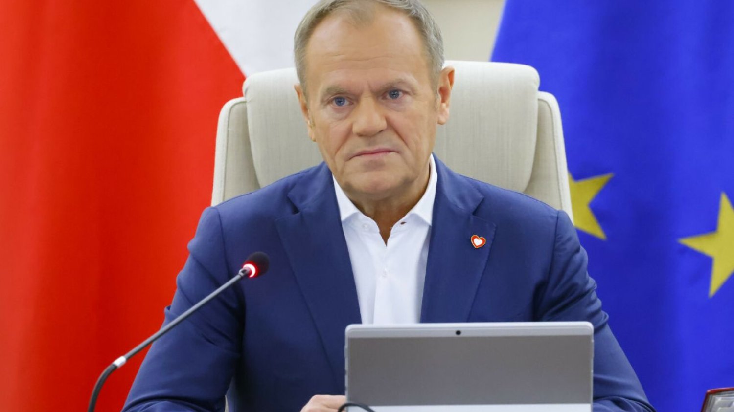 Jest reakcja rządu na groźny wirus pod Wrocławiem Wirus choroby niebieskich języków wykryty pod Wrocławiem. Rząd reaguje