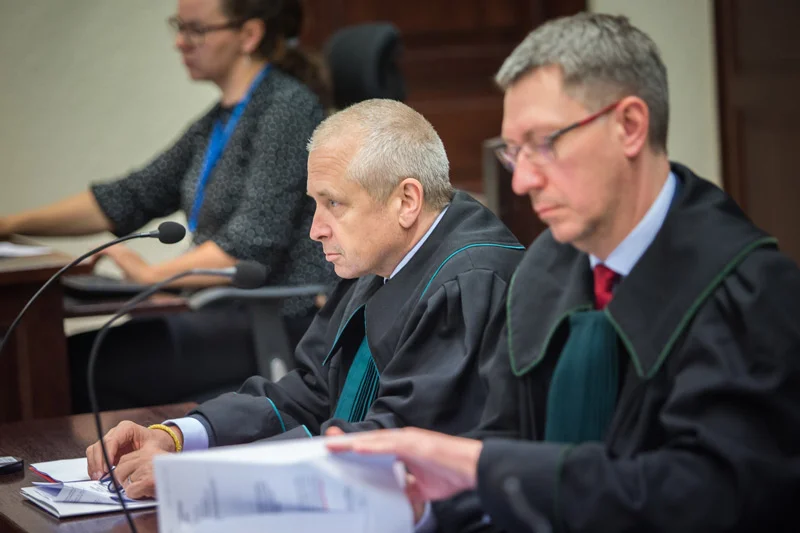 Próba znalezienia się w nowym SN to sprzeniewierzenie się zasadom prawa - mówi naTemat.pl mec. Jacek Dubois.
