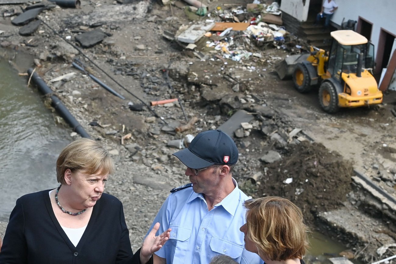 Angela Merkel skomentowała powodzie w Niemczech.