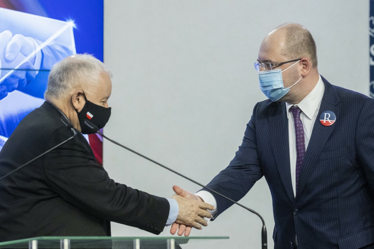 Umowa PiS-Republikanie podpisana? Politycy Adama Bielana zostaną ministrami