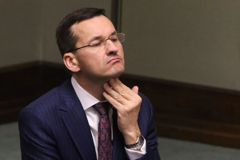 PiS i Mateusz Morawiecki zaliczyli spadek poparcia w sondażu CBOS. Na pewno na wyniki wpłynął protest niepełnosprawnych i ich opiekunów w Sejmie.