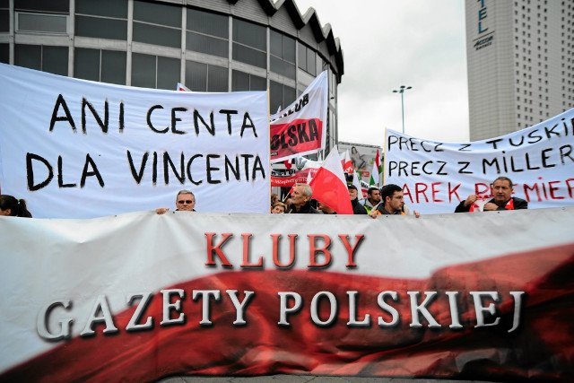 Czy głównymi beneficjentami rządowych grantów będą teraz kluby Gazety Polskiej?