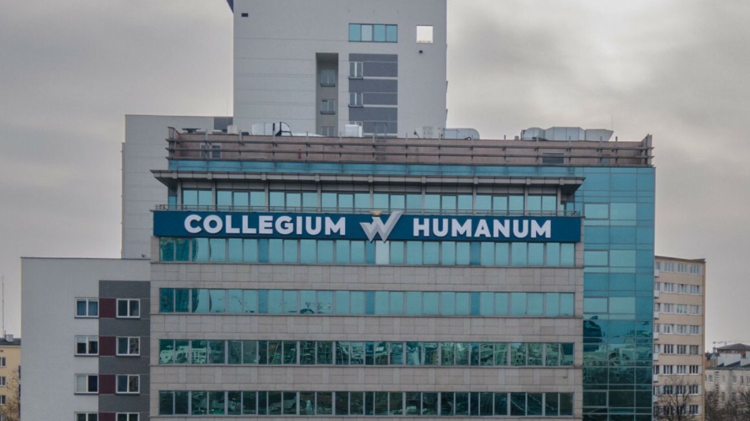 Afera wokół Collegium Humanum powraca. Doszło do kolejnych zatrzymań. Afera wokół Collegium Humanum. CBA zatrzymało pięć osób.